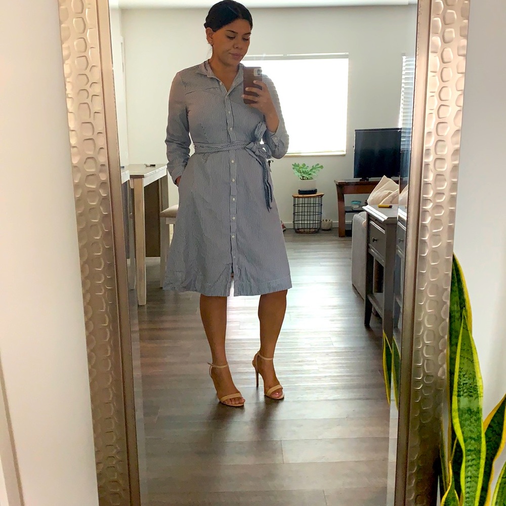 Colar dress